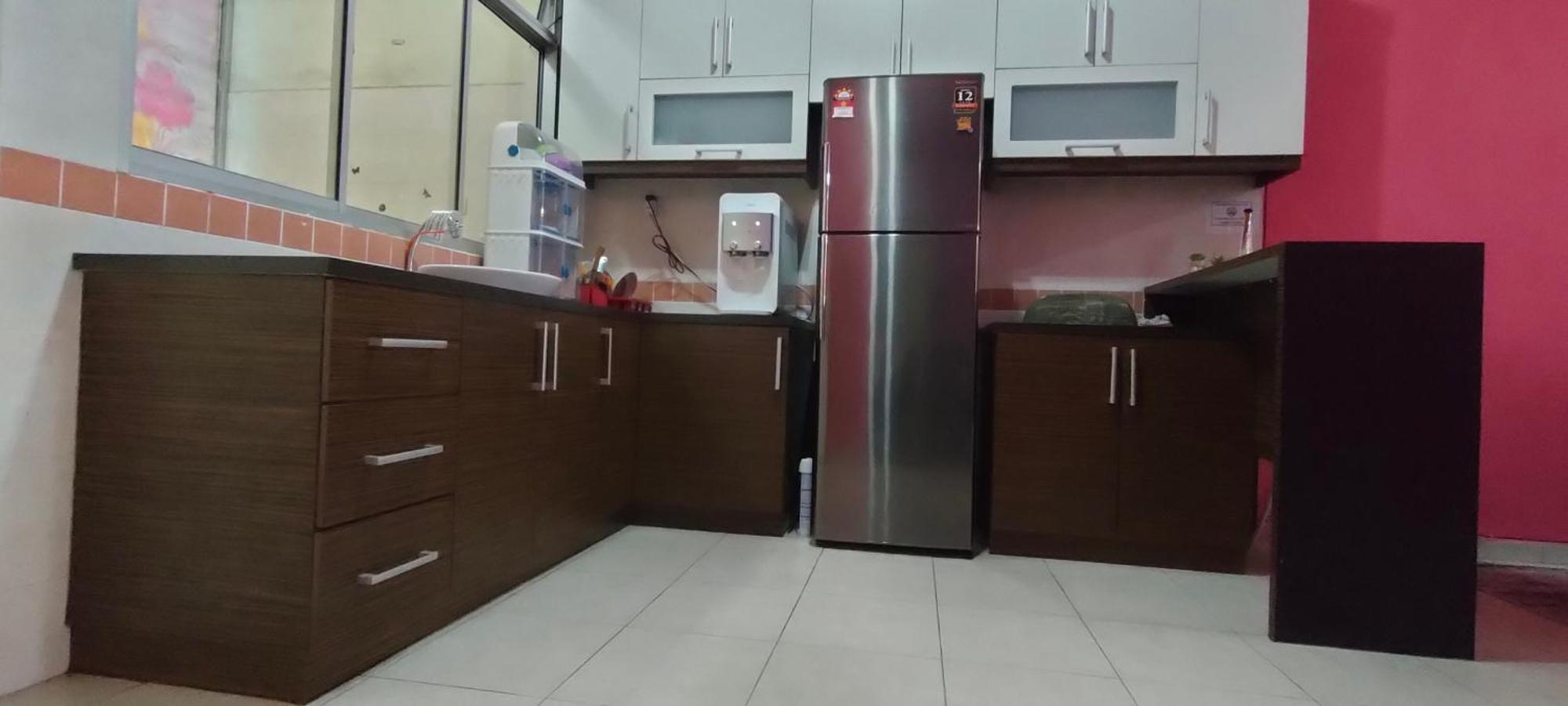 Zulaikha'S Homestay Ulu Tiram Johor Bahru Exterior photo